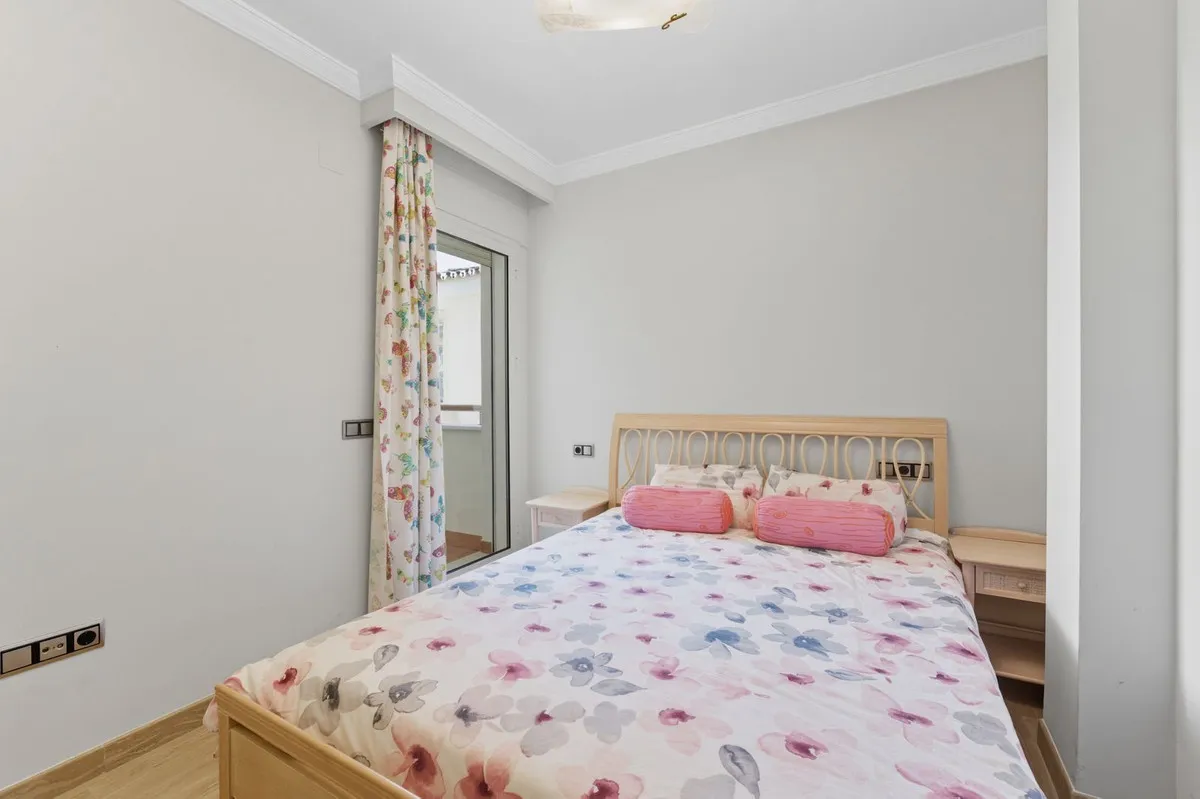 19ac0054-c440-4a81-a2c3-681df75e0666