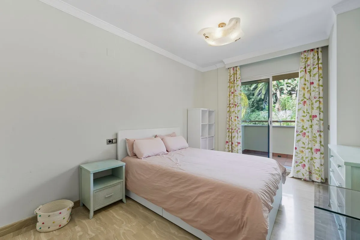 de4c1f88-2508-4451-bdf8-13e54e8e4819