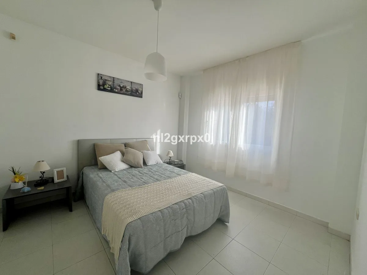 2a7842f2-29c3-4a41-936e-df650a0c1d61