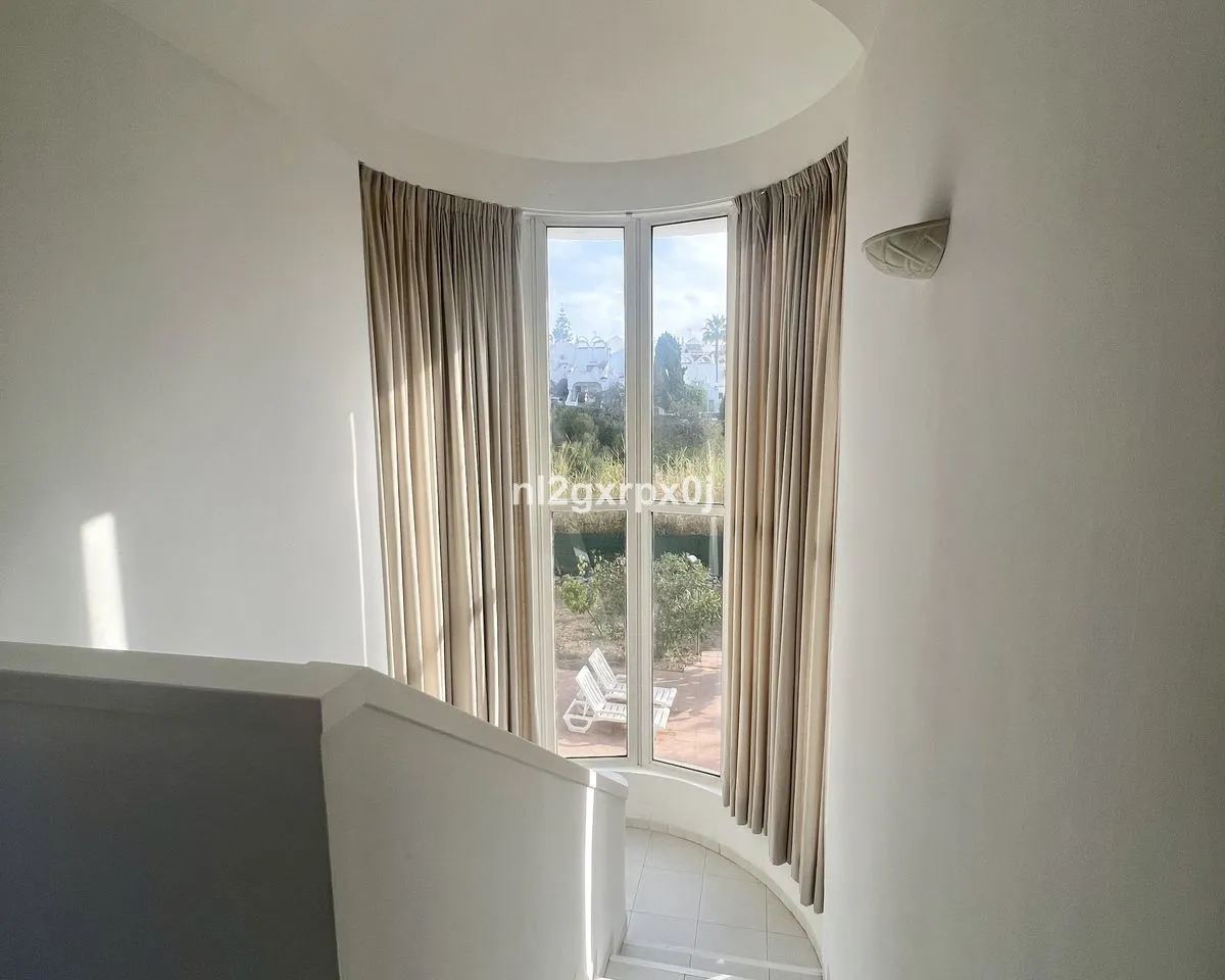 3893310f-65d5-43e3-884b-2df78143cebd