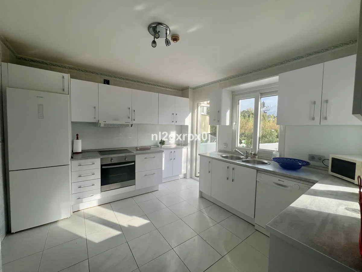 e70362ce-34a7-4e9b-9905-c700c56d4d23