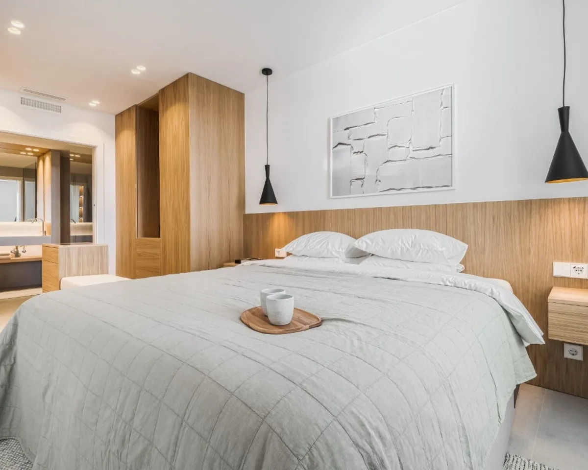 1fb7a56f-1d5d-4733-a50e-4d791921e7e6