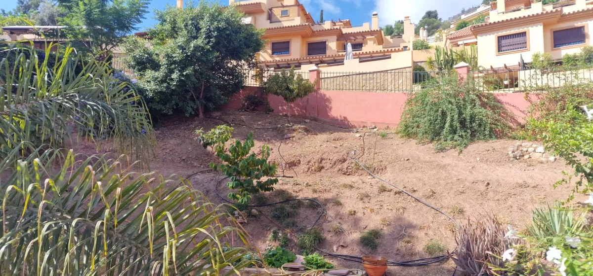 4c4fb60a-ab33-42fc-9db8-c01d958b552d