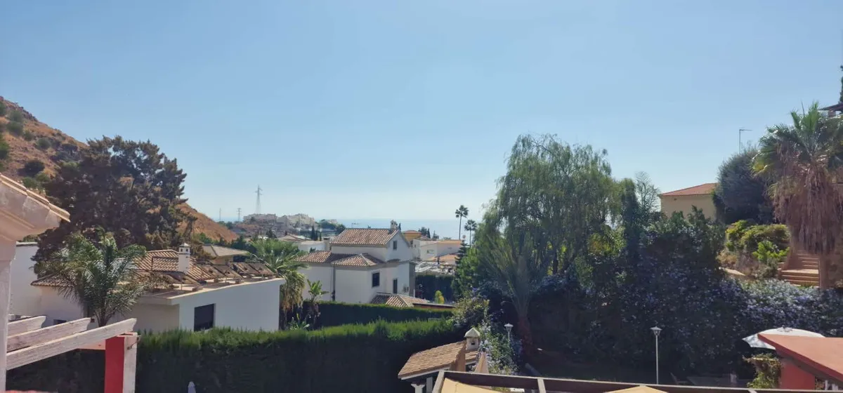 4c56302a-cd6e-4b8c-b826-04aa0715dfdd