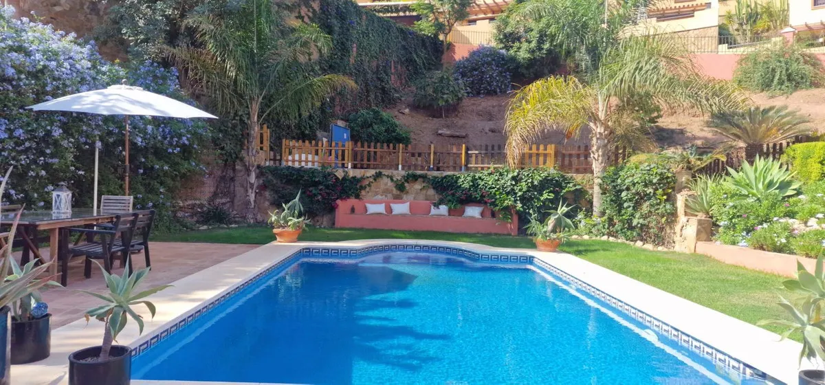 69d68632-533b-4859-9845-8c0acbab3806