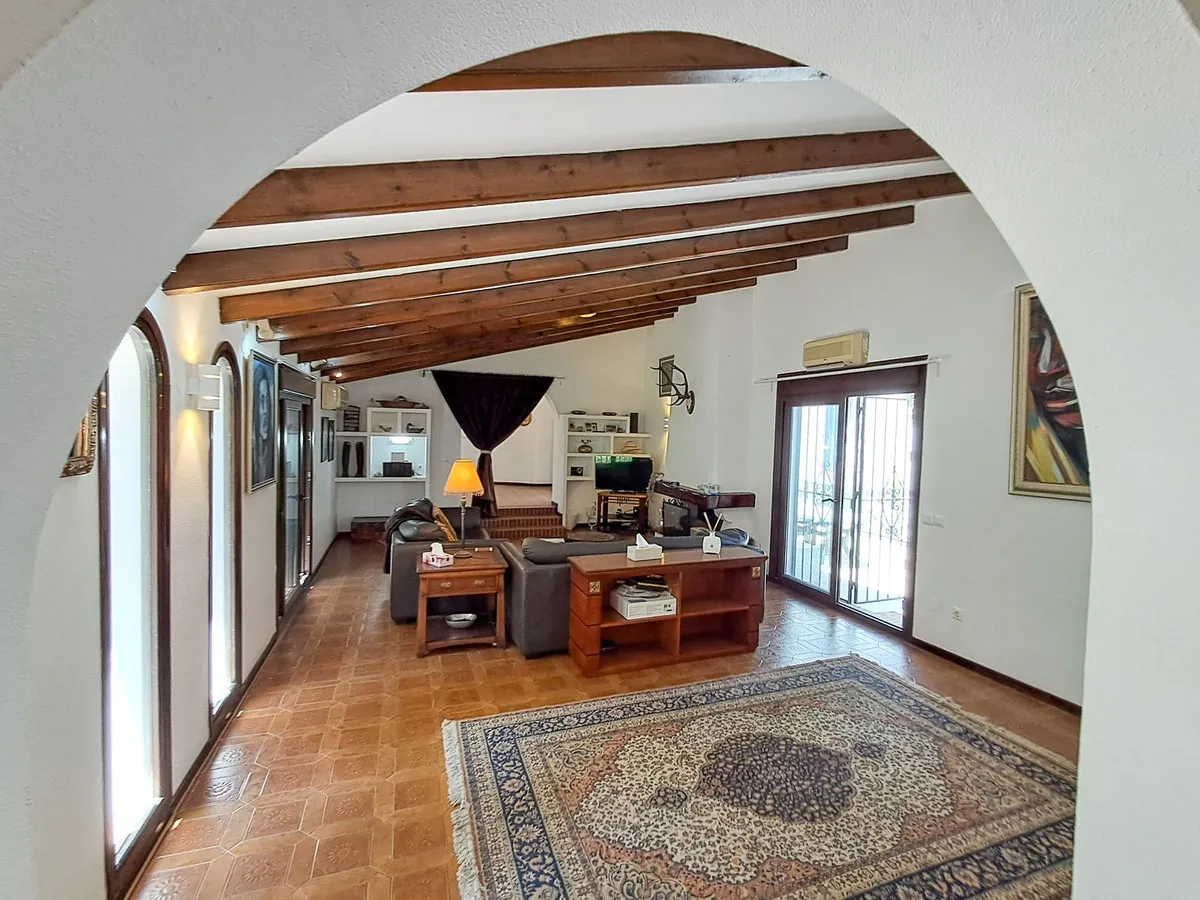 25135dbb-e8ee-452e-a59f-557c6afdcce9