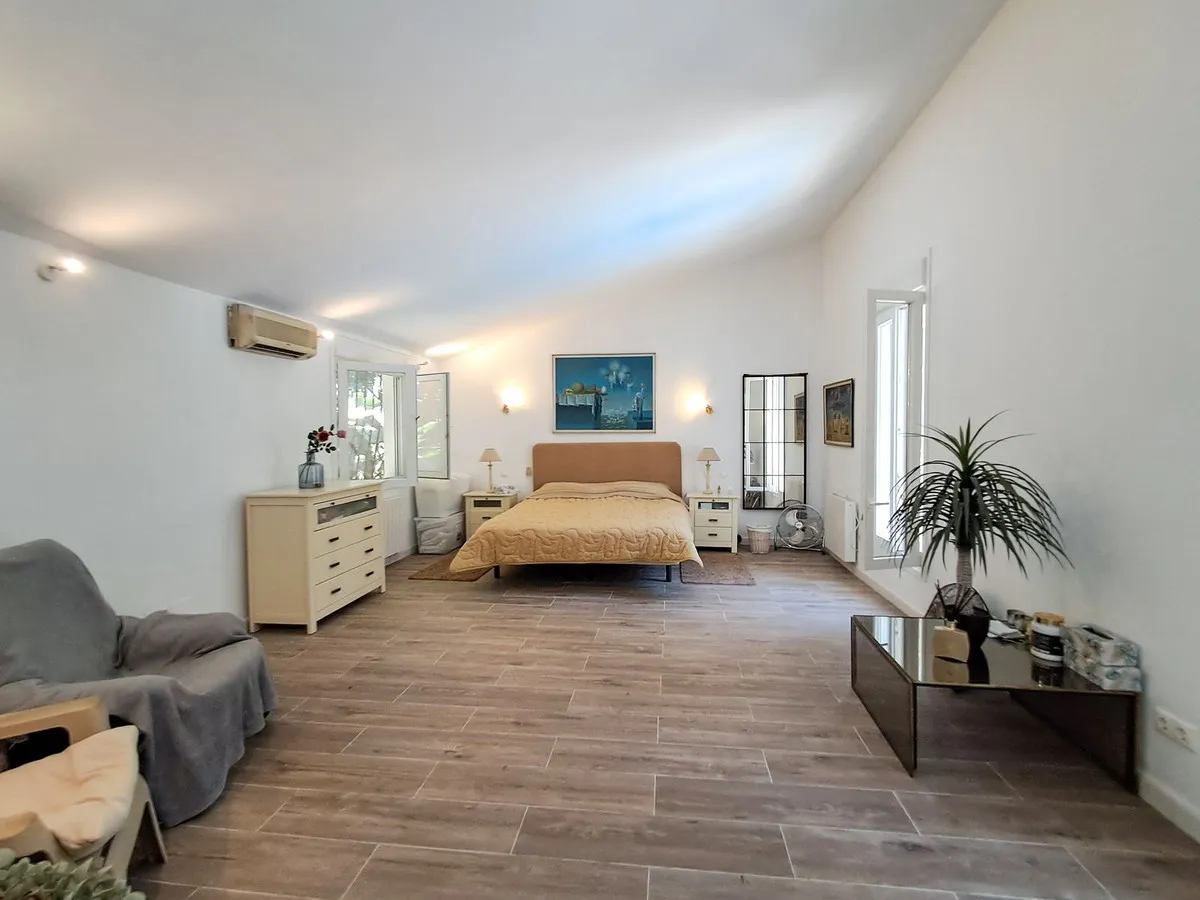 5bdb402a-ef35-44e3-8096-4395bbfffca5