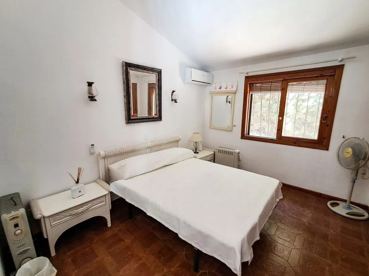 80368692-f590-4be0-ace8-ee906bb42640