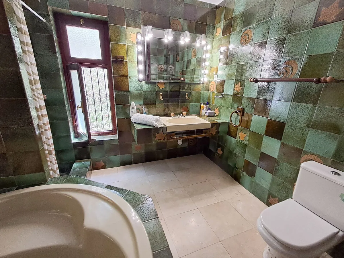 ad3ede5f-f5d3-4d63-a15c-4490739c6087