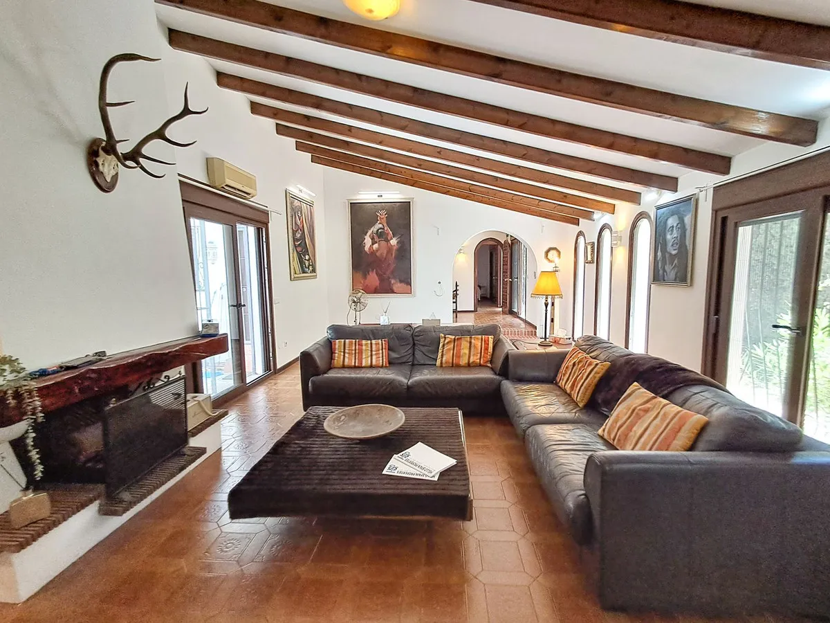 d0cadad4-0373-4ad6-bf8e-44fd92c3727d