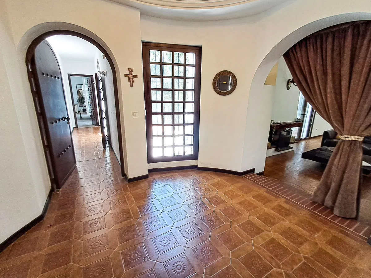 f69bf553-2f10-4c04-a46c-bde1e20e226a