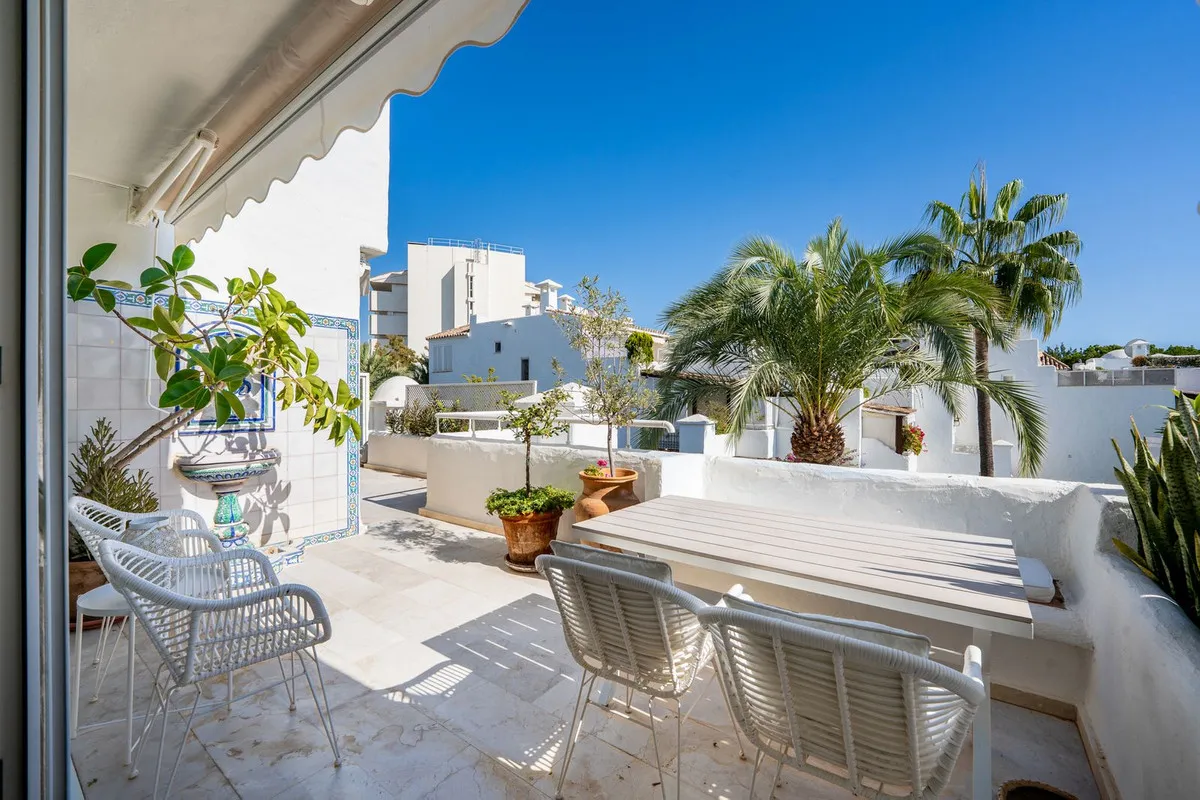 02cf19c5-6d39-4719-a5c2-b0de1912bd9e