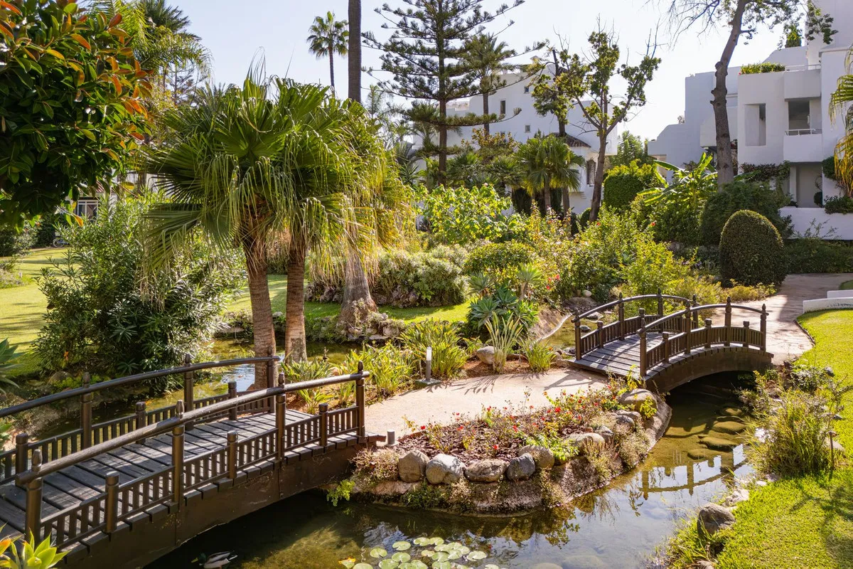 19929ec9-67e2-4746-b303-f4f2b41d815b