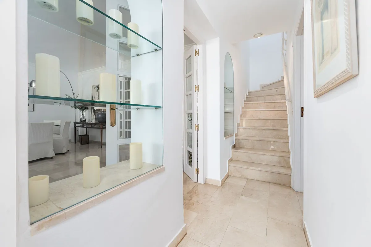 21a7de50-66ae-44b1-bb9e-28c2d700243a