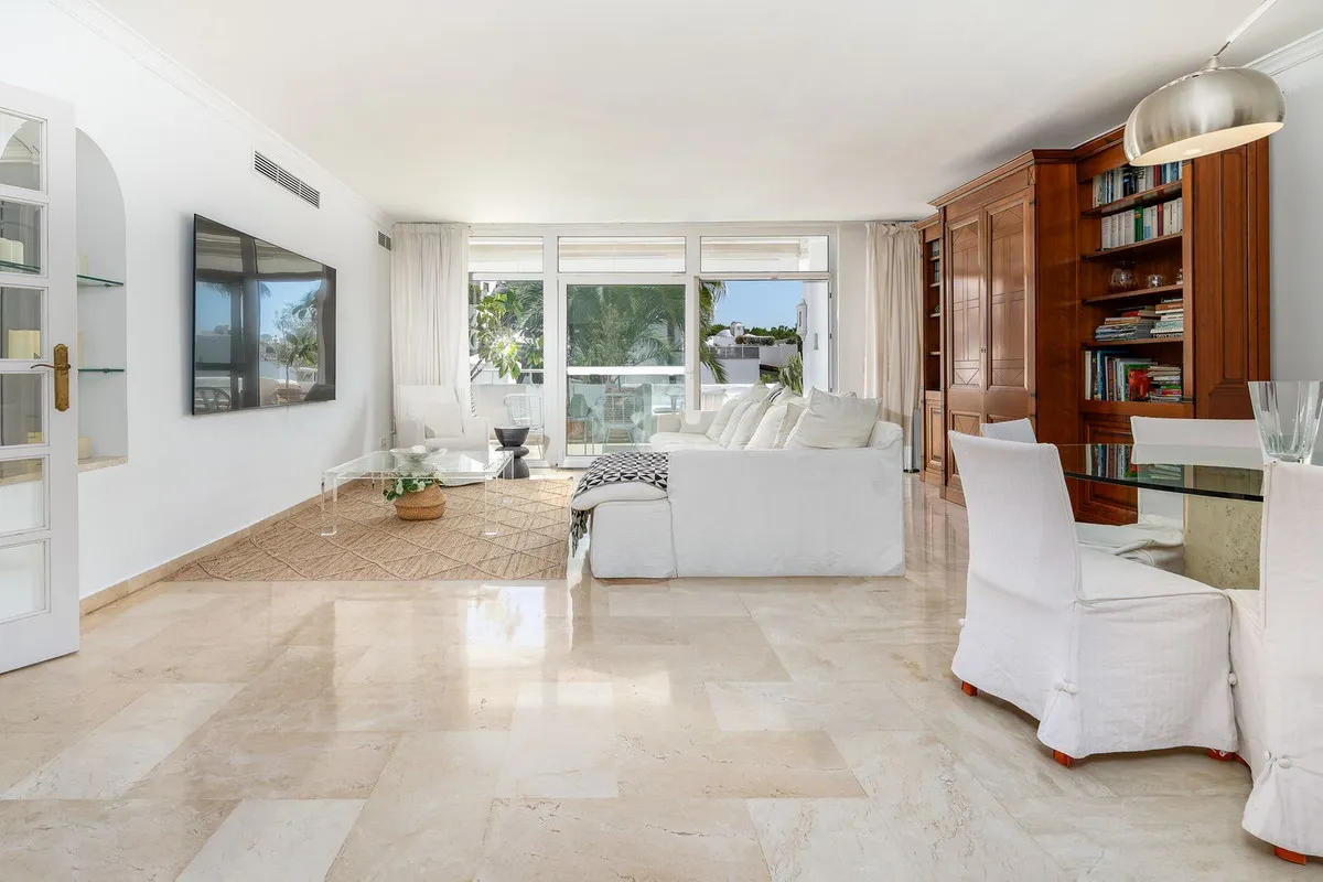 33ad0d94-4fd8-4efa-9916-91ec778dd9cb