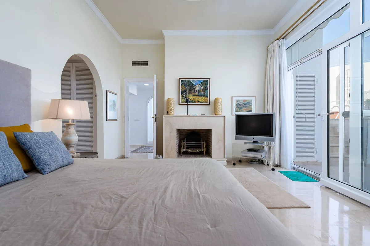 579f6108-660f-4262-a05b-5e0db8711bc5