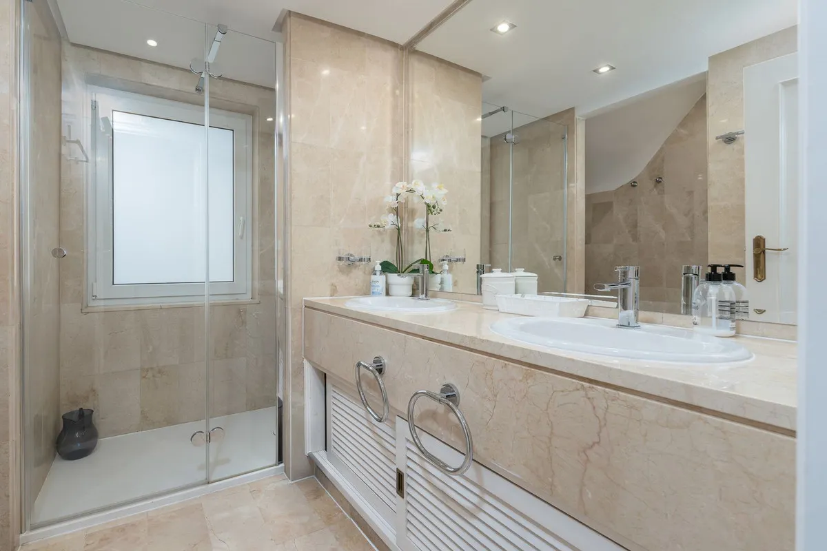 603cf293-5524-4c2d-a9d4-6e4354d1dd05