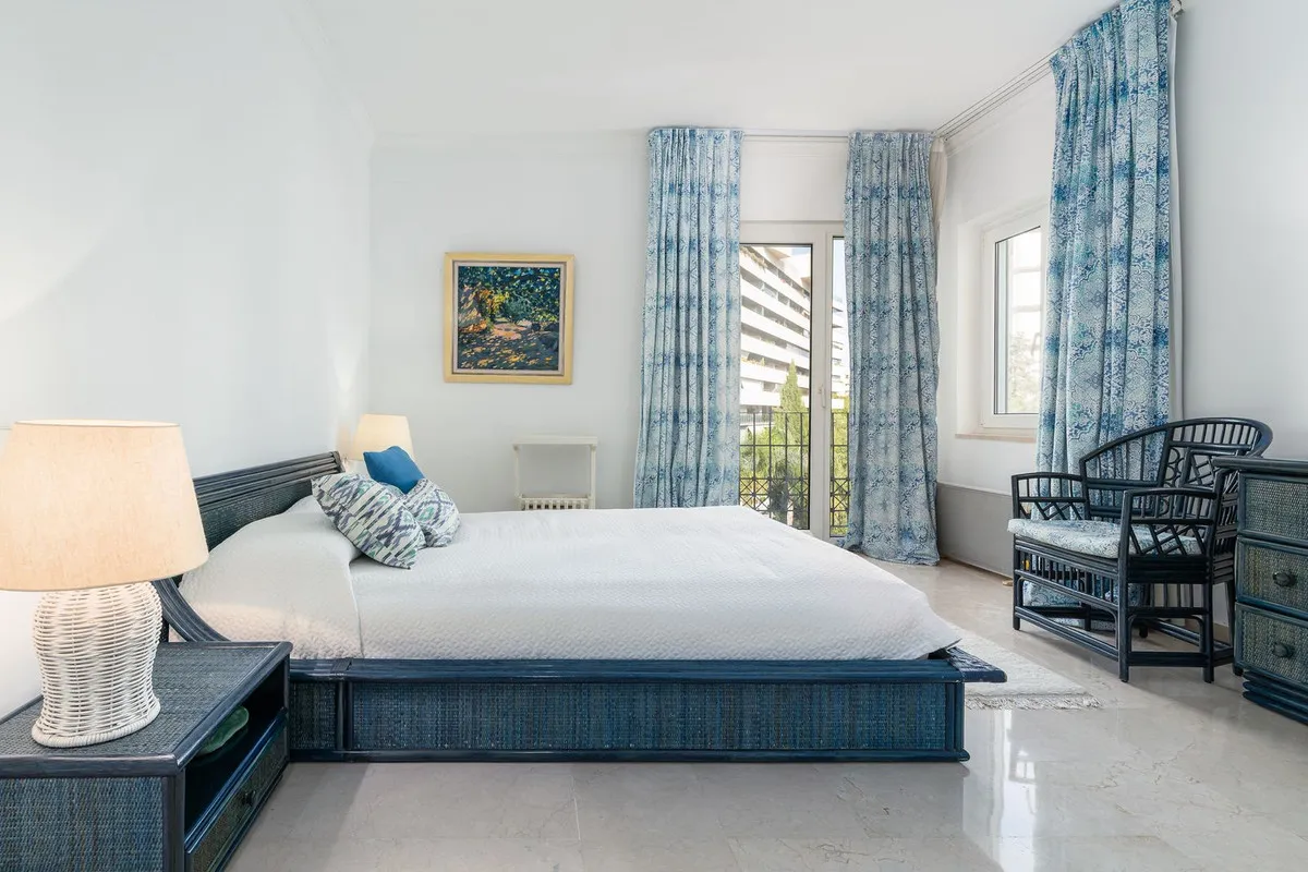 6b2f6e86-8b16-4cb5-b70e-6e294948d643