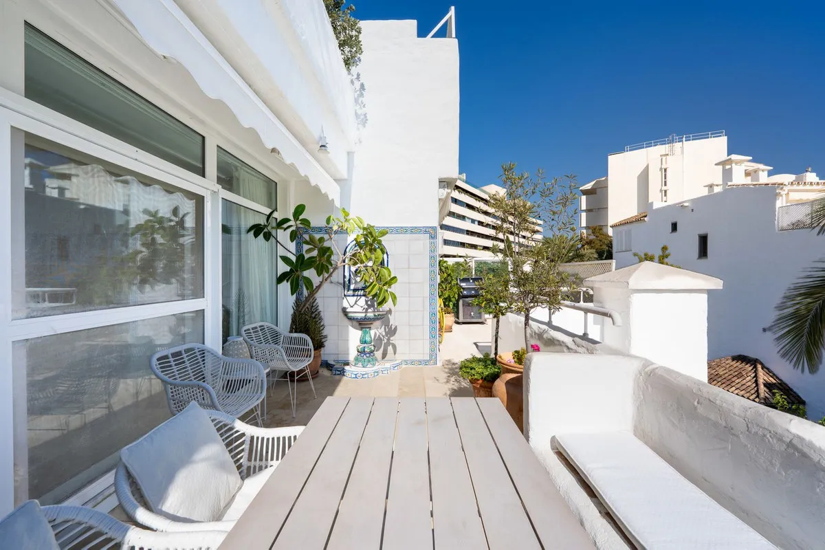 c5bbd6eb-58a0-403c-a8bd-d50f6868c5a6