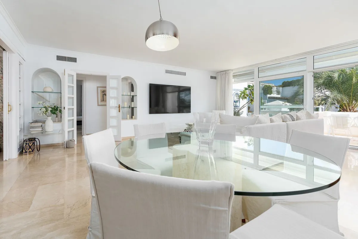 e6d7ff3e-ad65-4856-b865-e113427b2306