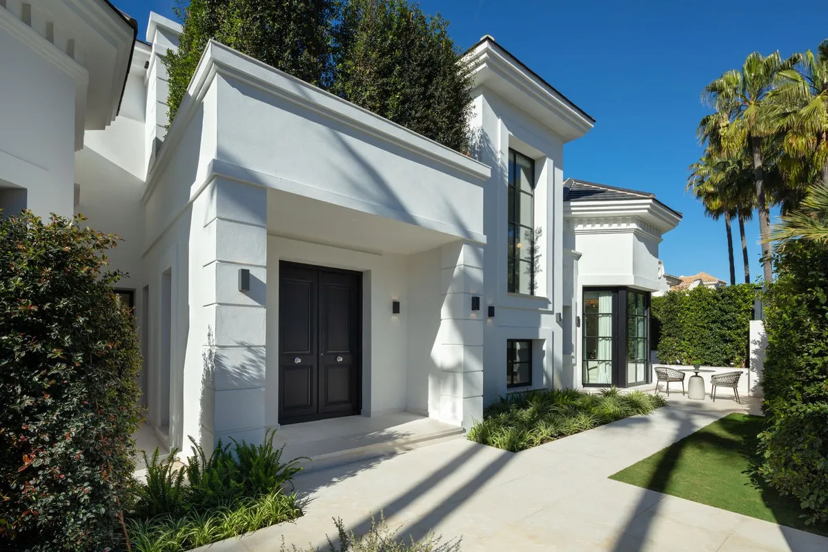 4833e971-dbbe-4ae8-8e76-3ed1897b8662