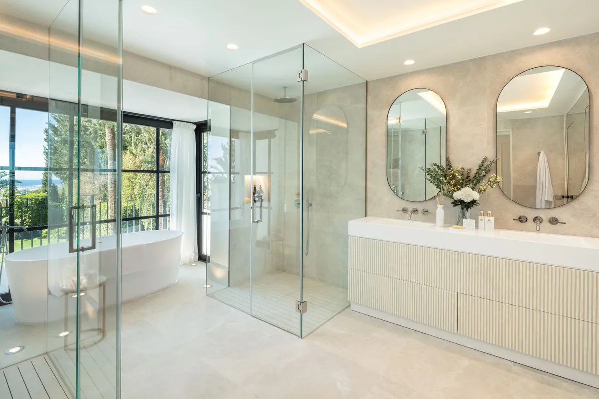 e9265e85-3cfb-4dc0-a738-a8dd9cab3395