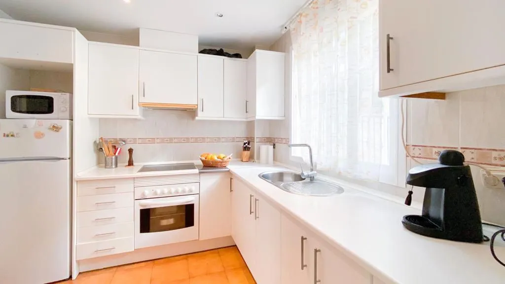 6c468983-e162-49ce-a800-272a8ab0255b