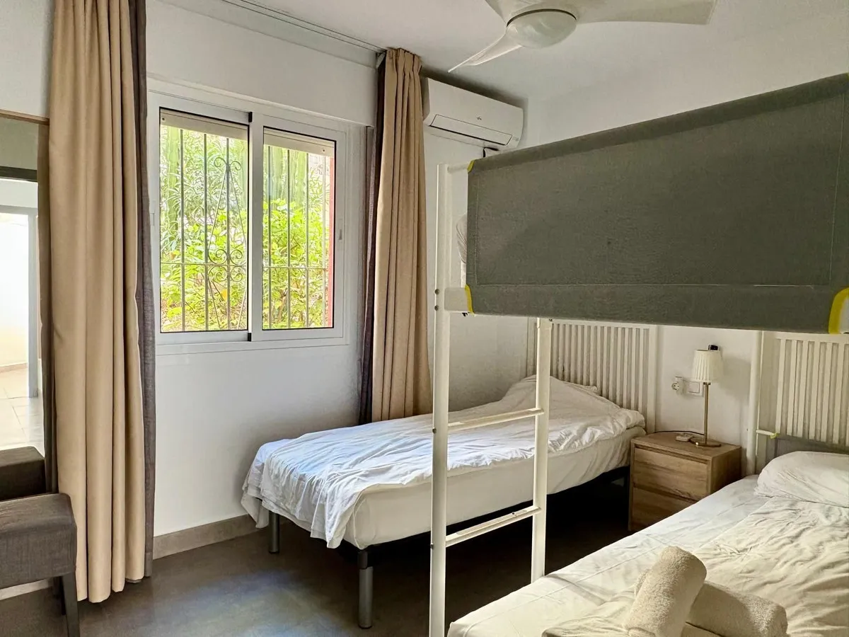 446ab0d9-6c99-44a4-9842-e2b4f586d2ca