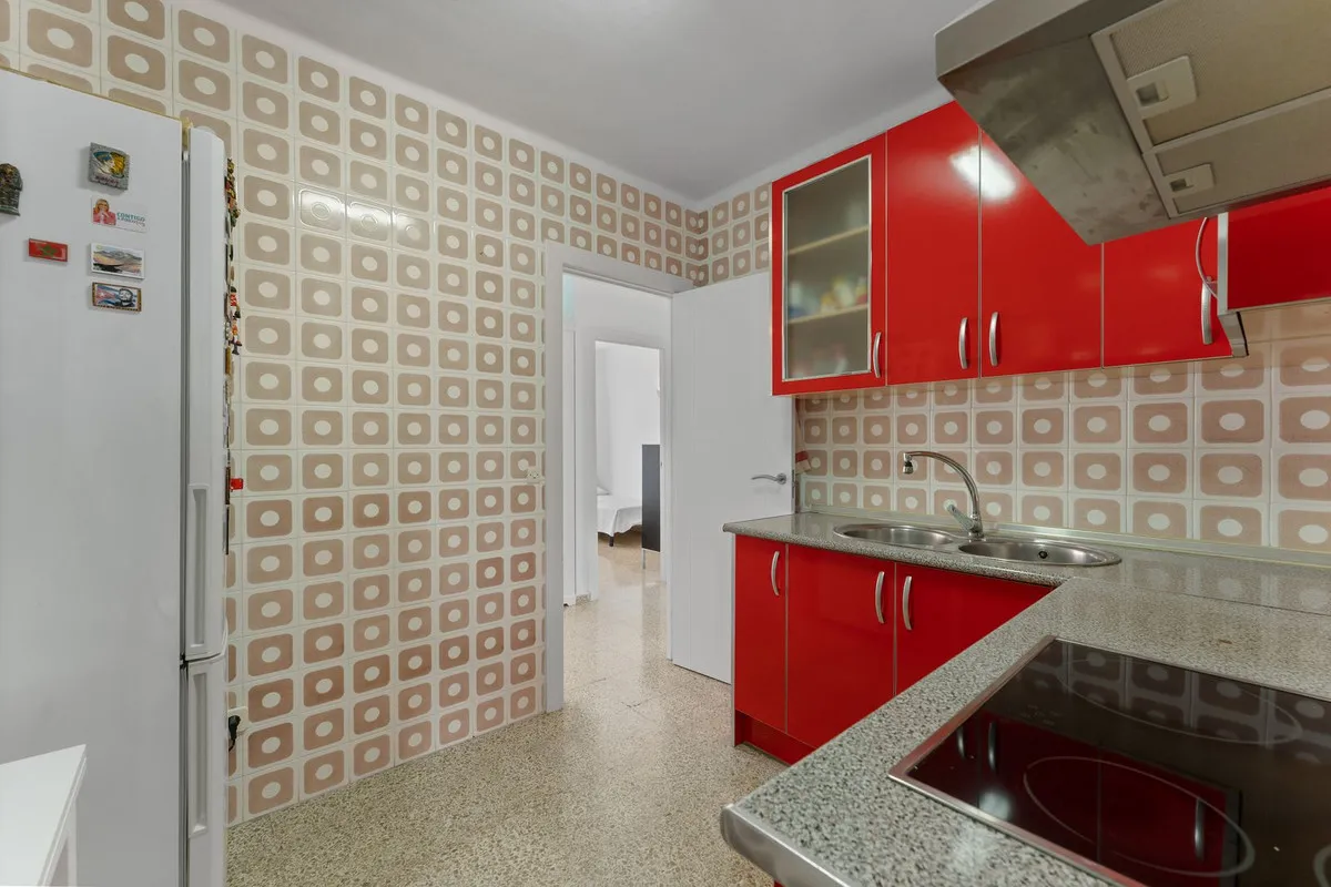 cf1eb975-2557-46fb-838b-b23bfbeff714