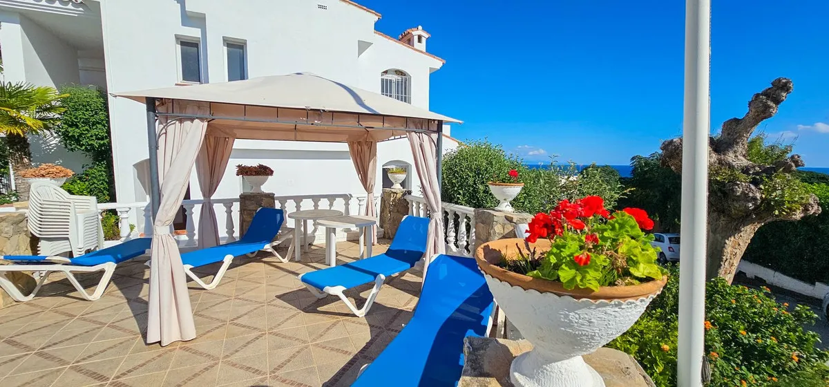 dd359a3a-2498-4de6-9f93-55a6a901d471