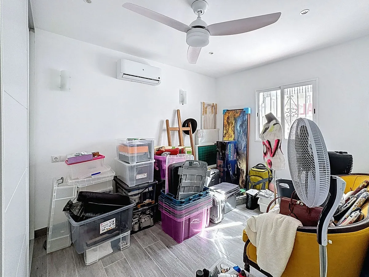 6b46c59a-aac8-42c6-8154-8c245013e91b