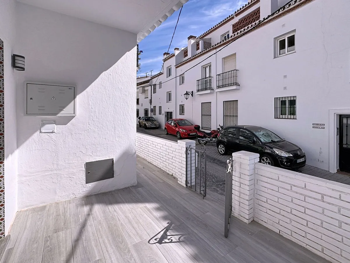 6eba0861-8b00-426e-b4a6-e91d2ad1f114