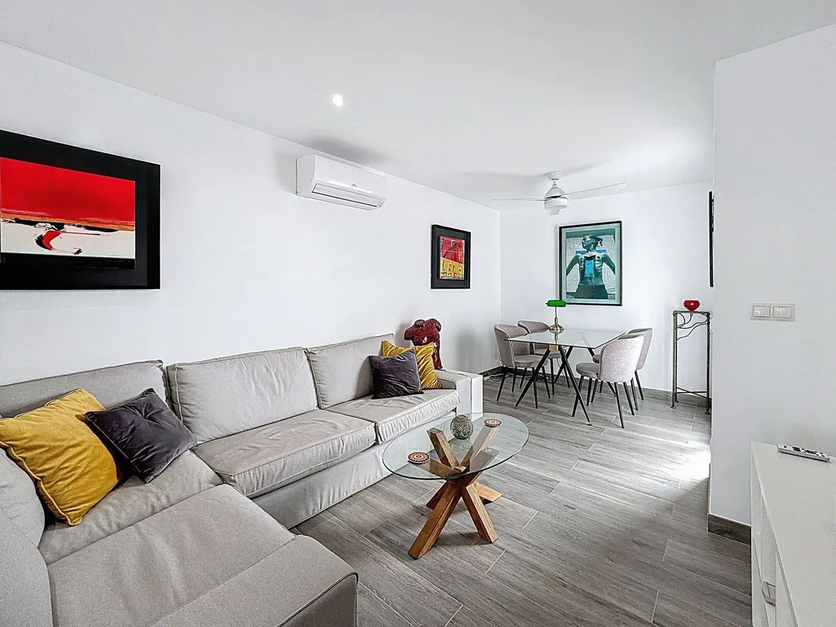 f94b0692-d2b2-4a0a-9411-98fcbc6daaae