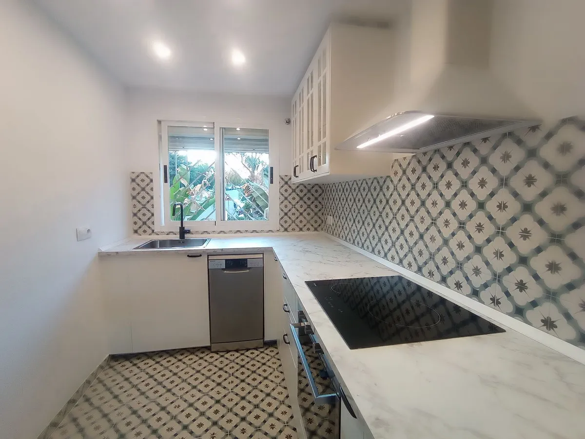 33c6be19-100d-488c-ac40-67fac680989c