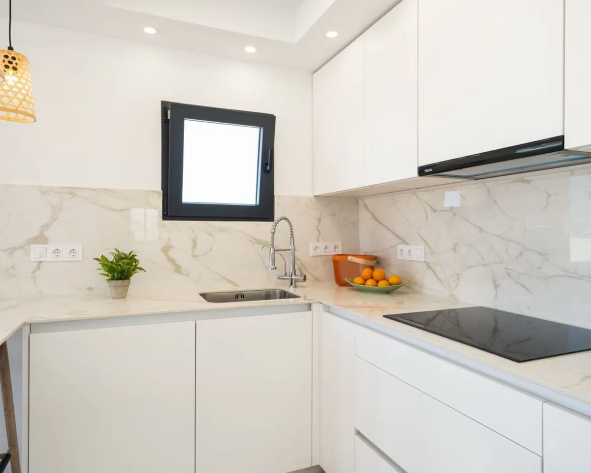 f448ed0a-69e3-45d1-b1b7-c9e3e51c2ac2