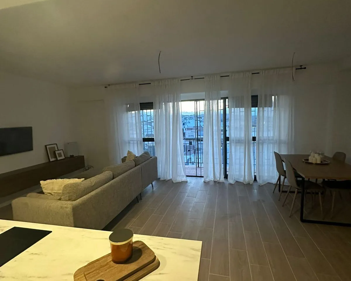 79f9cb7b-32f9-4255-8750-001ce0a1ff3e