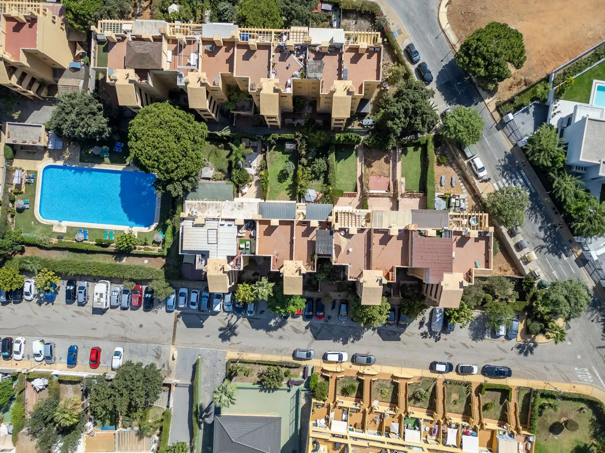 0ecffbee-4be4-47af-a1b3-96ebb5d5fce8