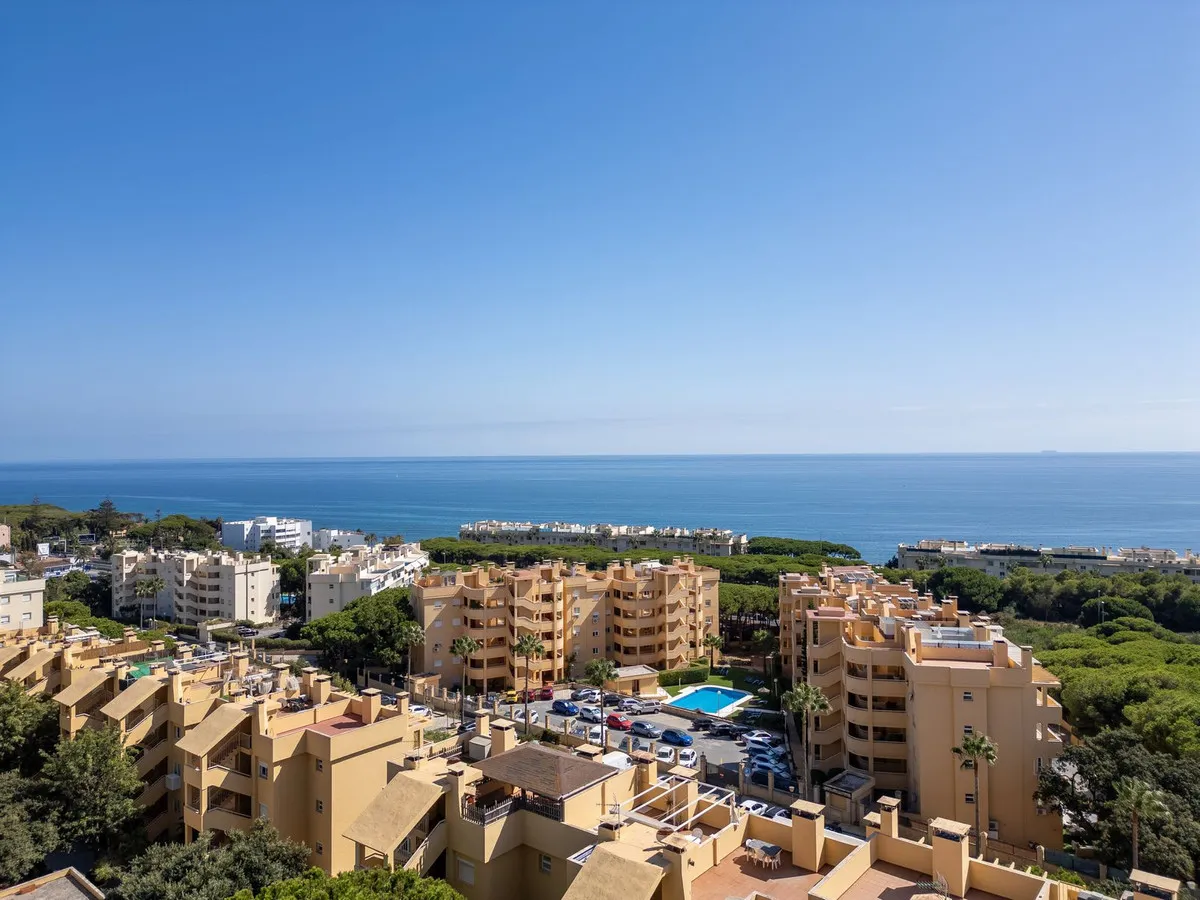 1d9c0dc5-49e9-430b-996a-cee105316ab7