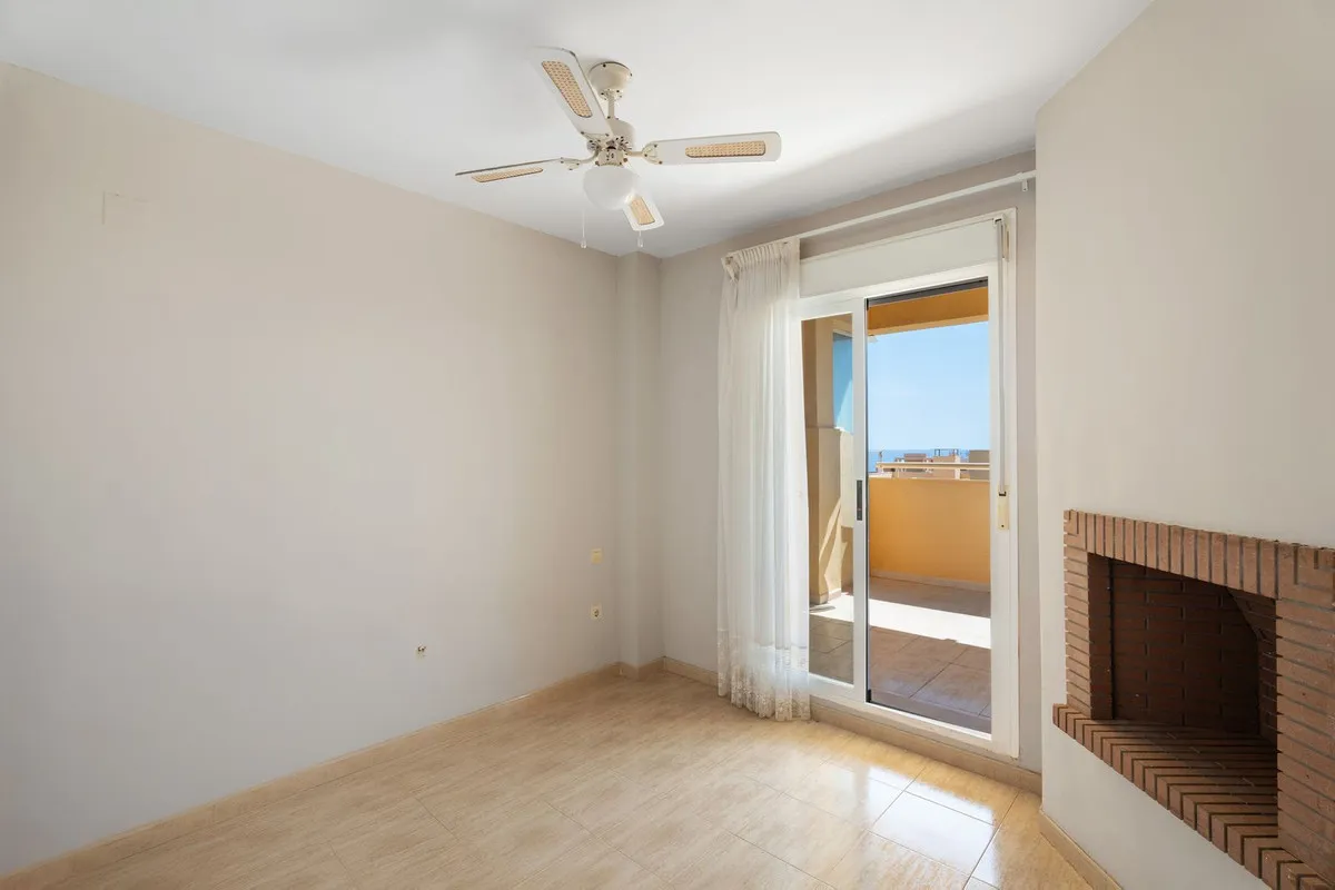 fa43ddae-fdfe-4e85-8da3-4910b39272dd