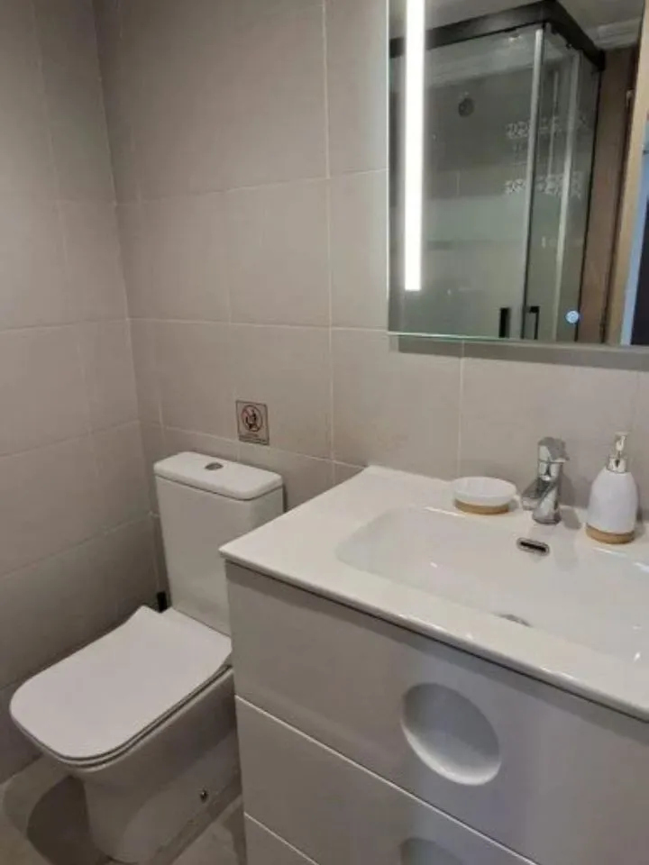 f1786cb7-1f02-41b7-a912-aaa26b4d28d4