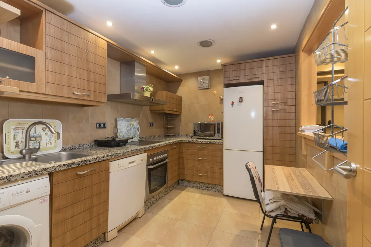 8f07a952-9a92-49cd-ac90-8e09c9637aba