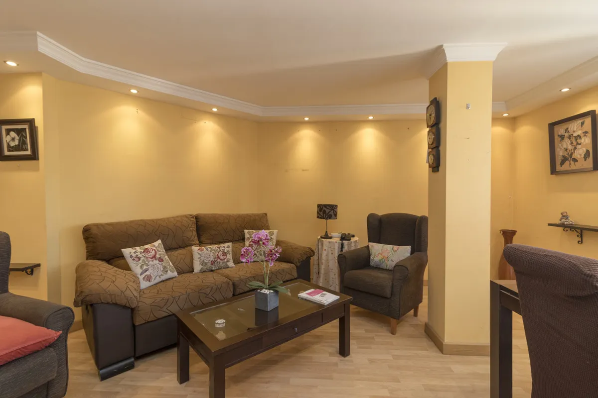 b53f69af-7d19-42a2-921d-435e1c846060