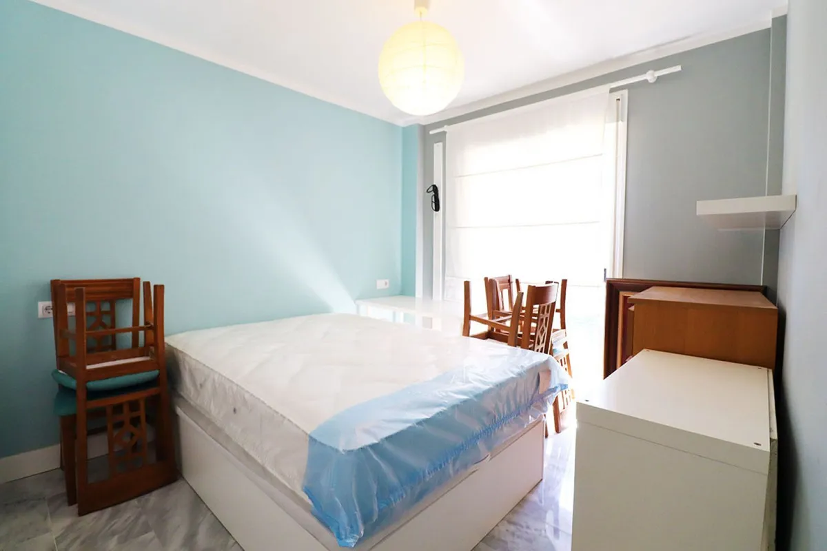 f2c43dde-cd2c-4f66-8d67-a233524eed8f