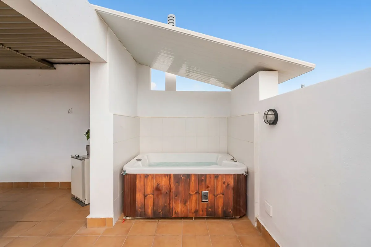 21824926-36dd-49d2-ae72-26b098ed717b