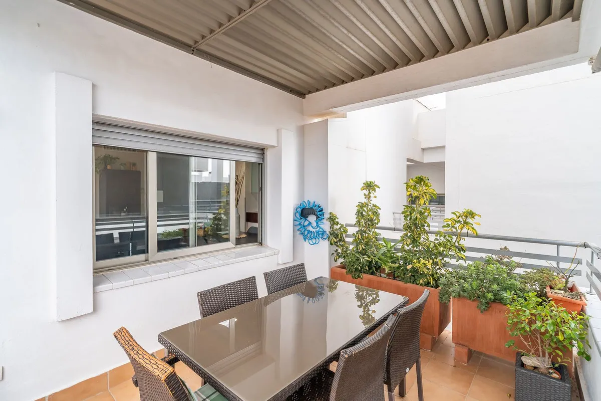 7211567c-f1b9-4f05-9cca-4fcc29c13c46