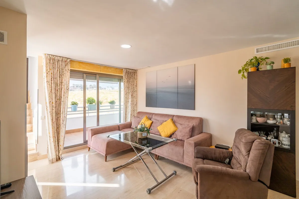 7d0b782a-0108-4e8b-8e99-fa0e18022d8b