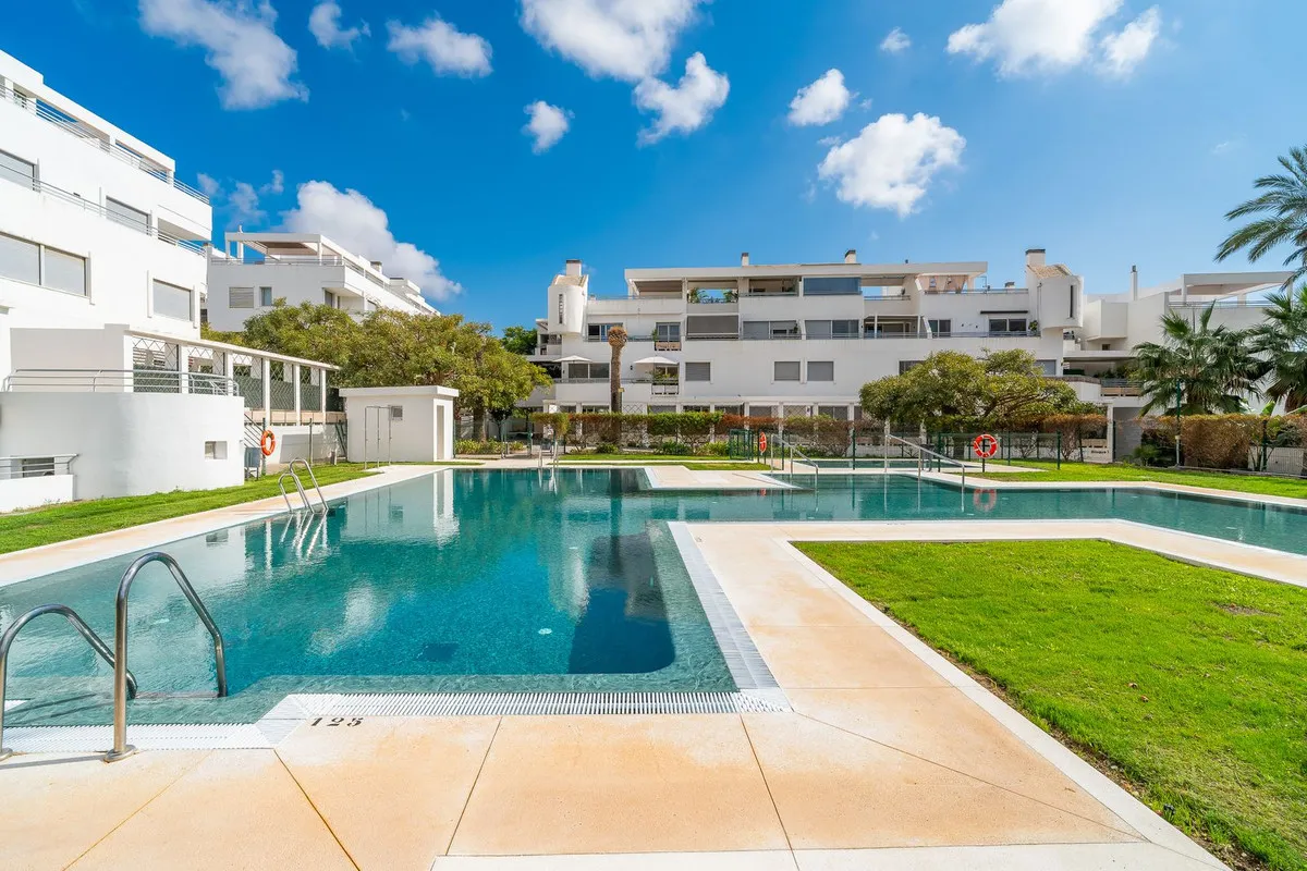 9349869b-9b32-4583-b06e-42cea8cabfcb