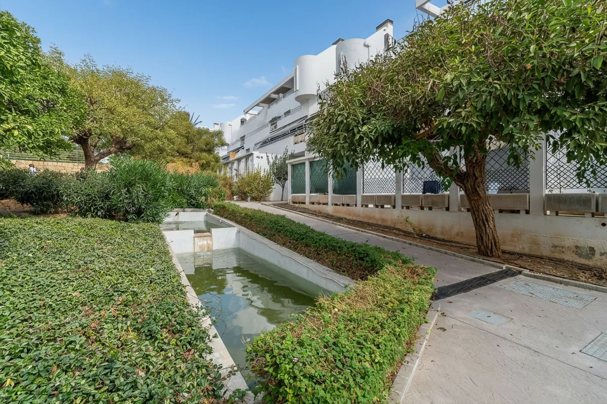 ccf1d5dc-ff0b-4784-94b4-cd620afa8ee5