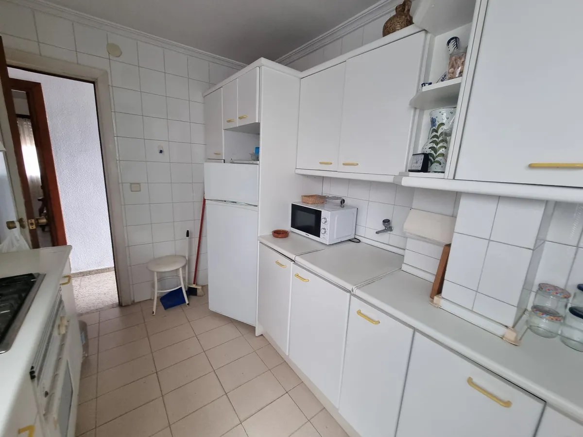 93180870-9742-4cd4-a58e-08fff56861ed