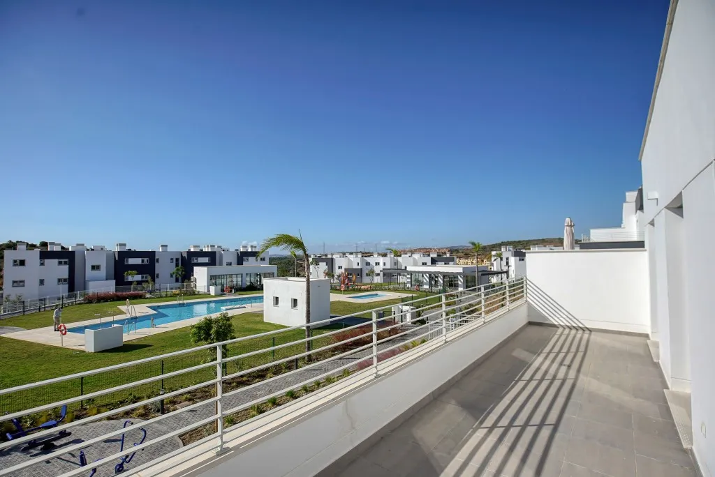 196cf54b-4d31-409e-bcb3-3f4baa18b31f